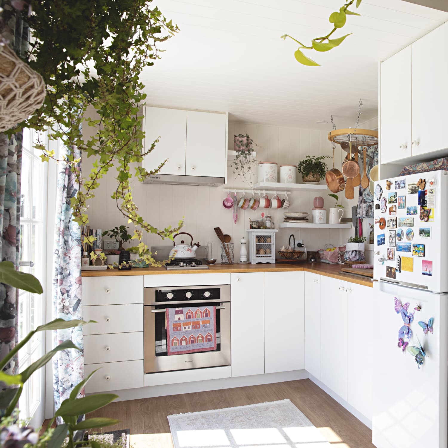 Tiny hotsell house refrigerator
